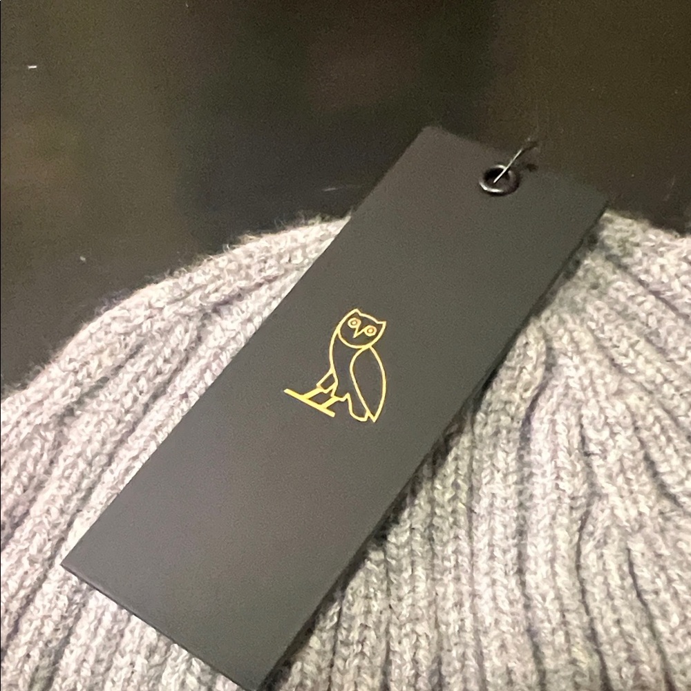 OVO leather patch Gray Ribbed Beanie - Picture 3 of 5